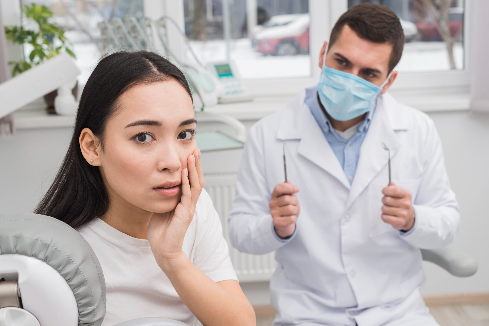 Dental Implants vs Bridges
